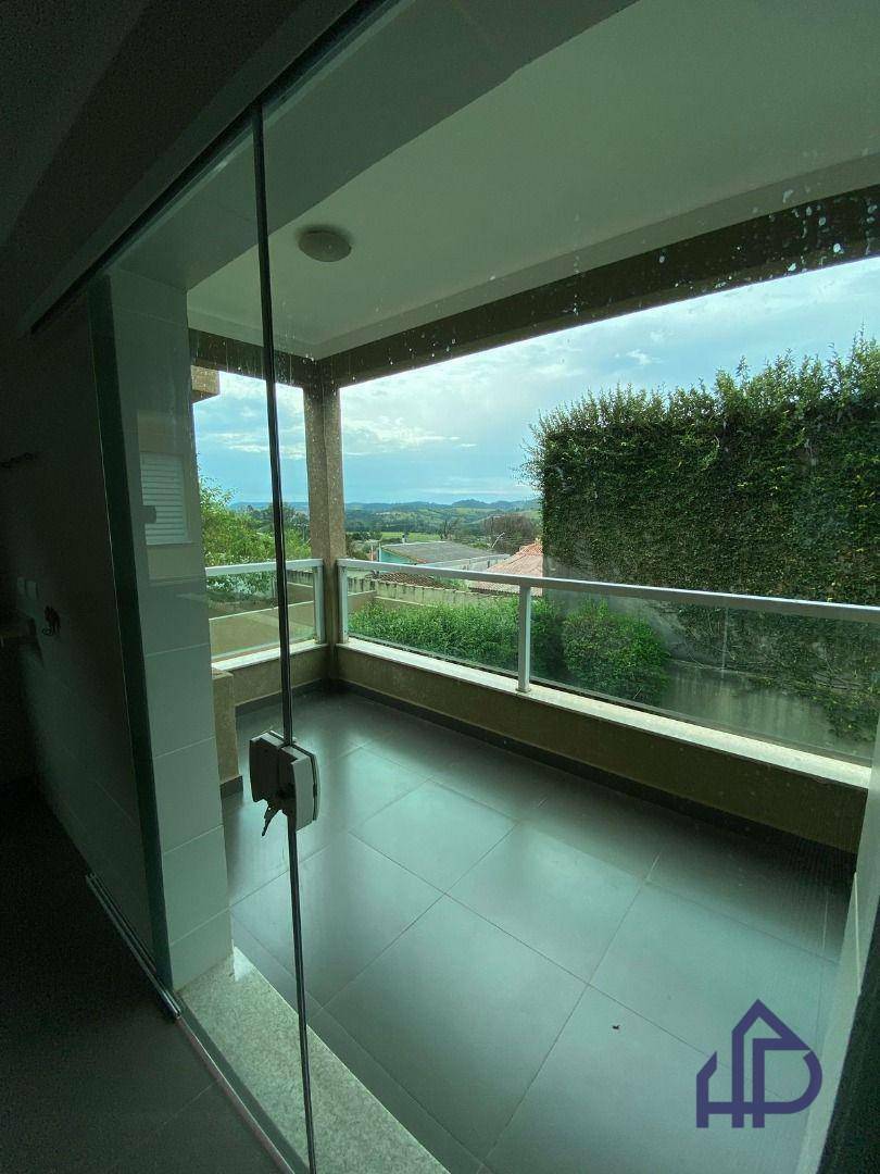 Casa para alugar com 3 quartos, 248m² - Foto 24
