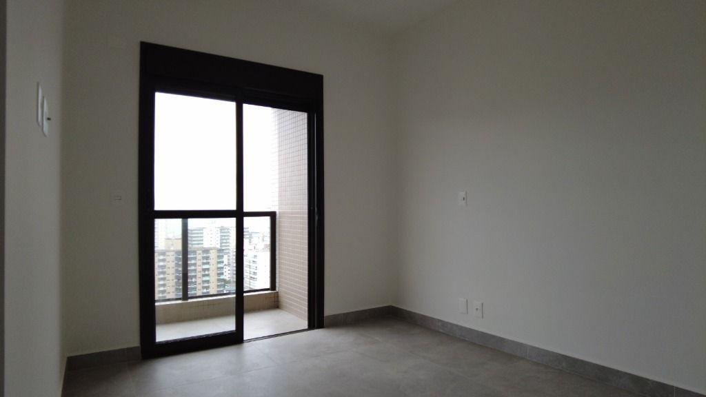 Apartamento à venda com 3 quartos, 143m² - Foto 3