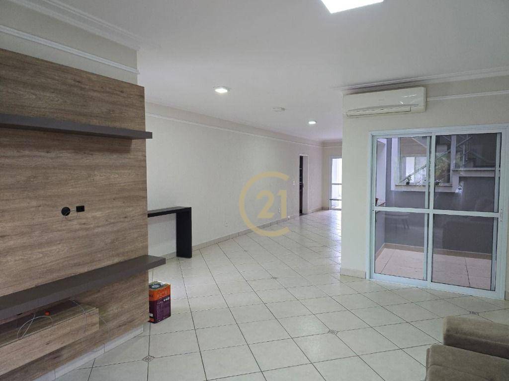 Casa de Condomínio à venda e aluguel com 4 quartos, 350m² - Foto 2