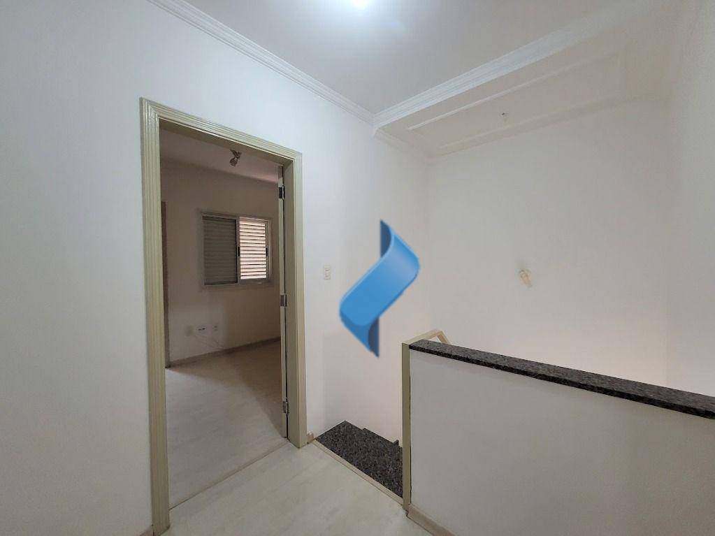 Casa de Condomínio para alugar com 2 quartos, 75m² - Foto 11