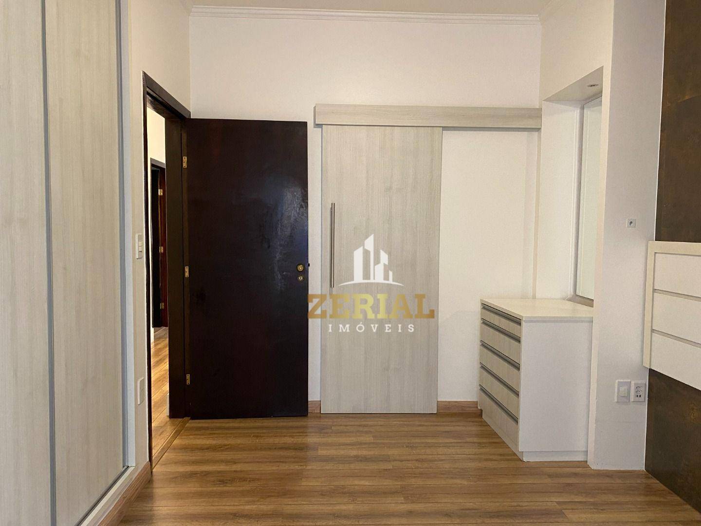 Sobrado à venda com 4 quartos, 234m² - Foto 6