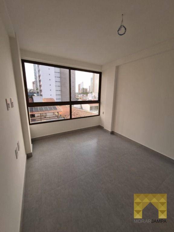 Apartamento à venda com 2 quartos, 45m² - Foto 8