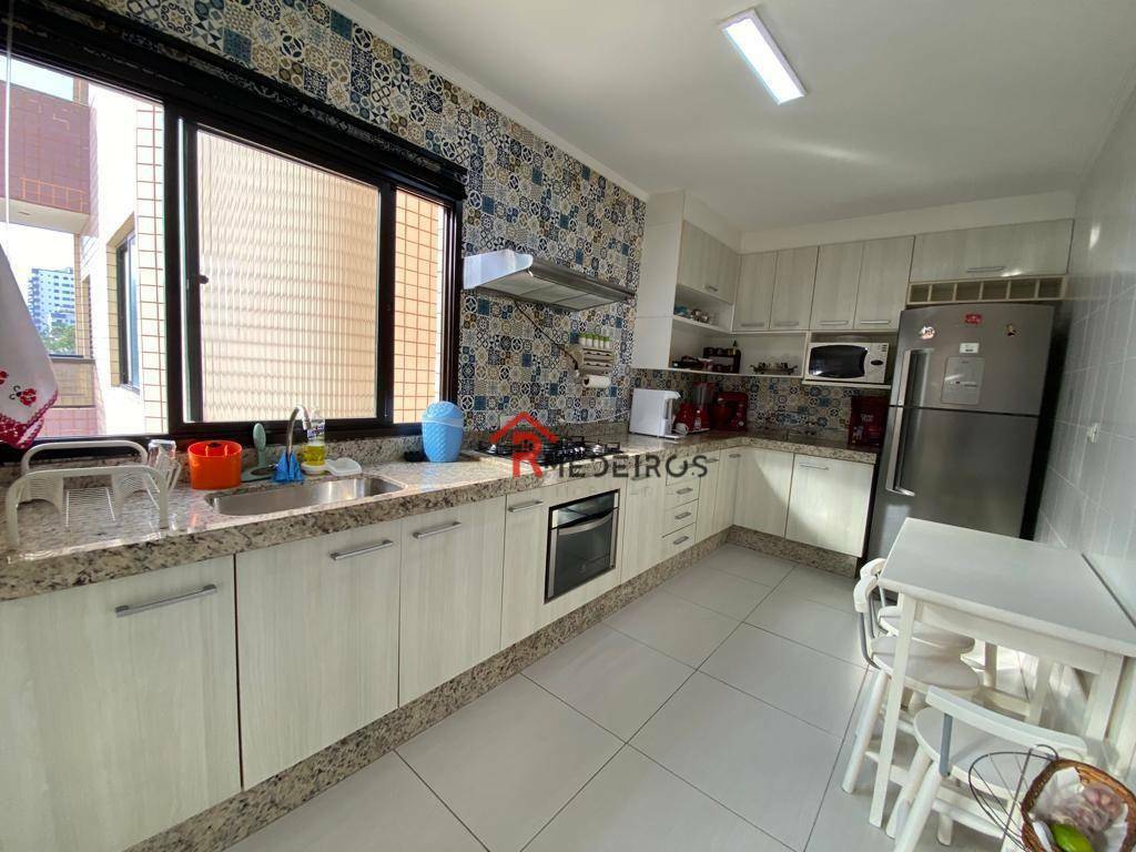 Apartamento à venda com 3 quartos, 106m² - Foto 29