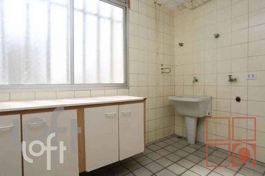 Apartamento à venda com 3 quartos, 122m² - Foto 12