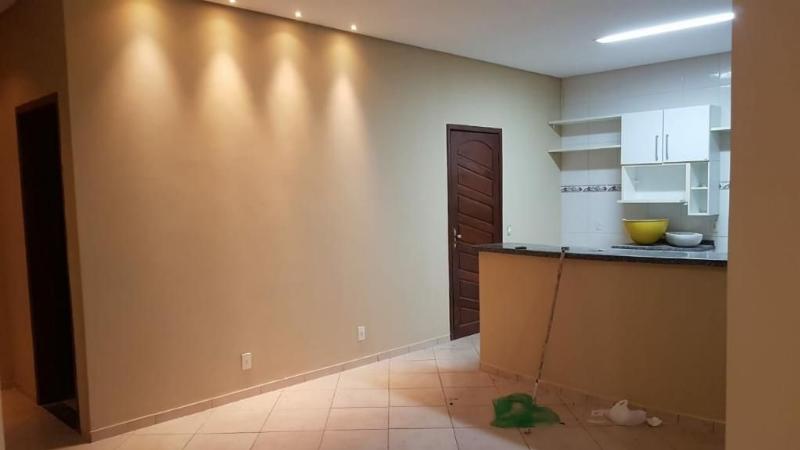 Casa à venda com 3 quartos, 100m² - Foto 9