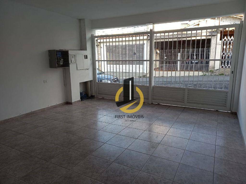 Casa à venda com 5 quartos, 200m² - Foto 3