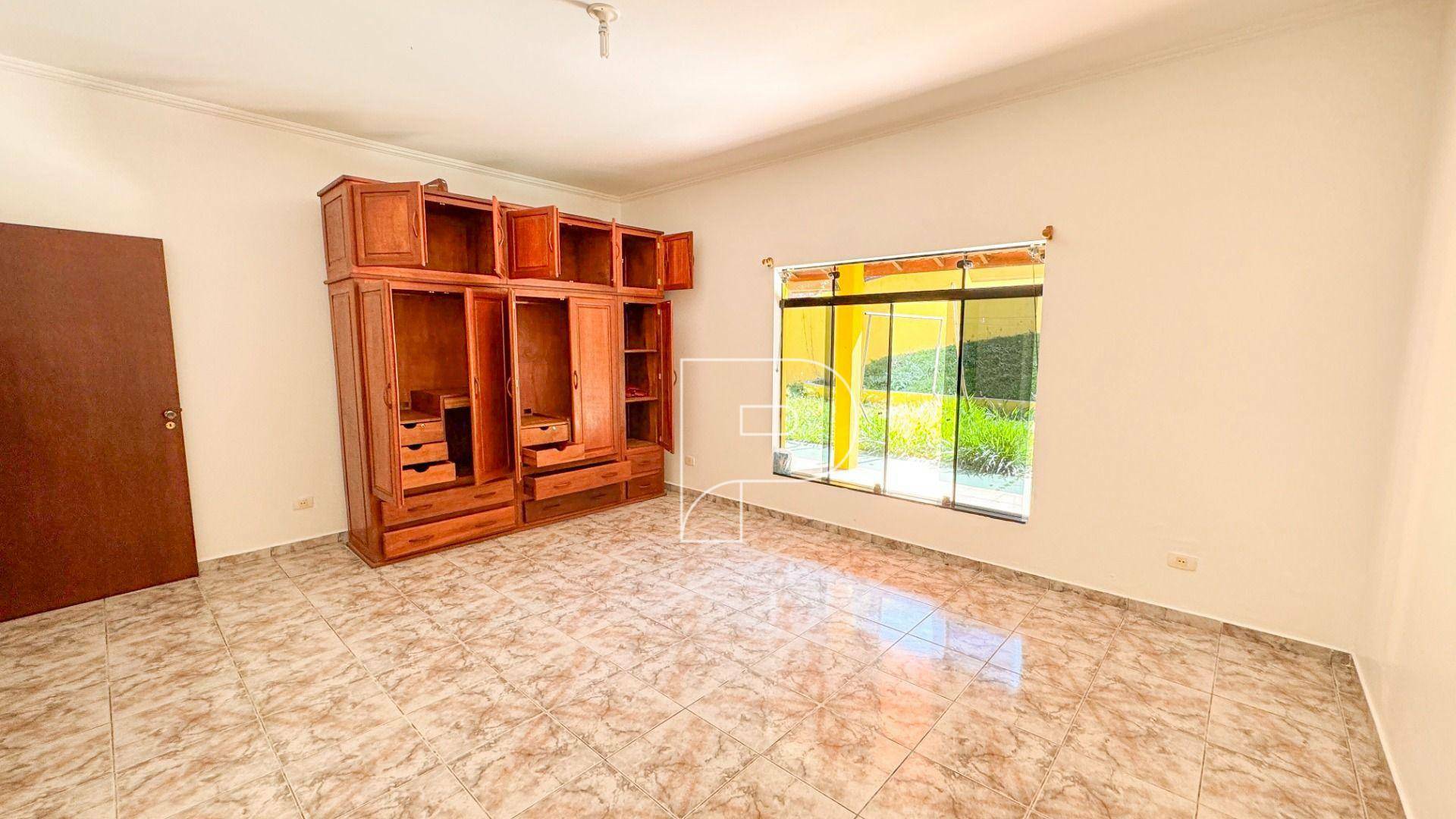 Casa à venda e aluguel com 3 quartos, 341m² - Foto 42