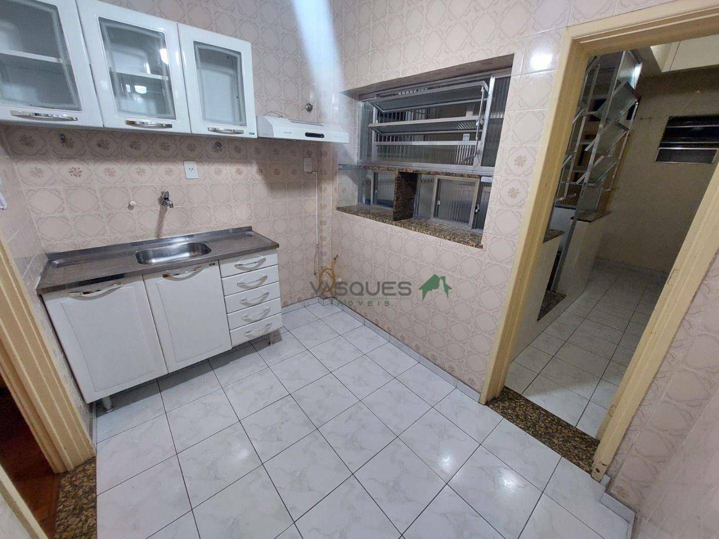 Apartamento para alugar com 2 quartos, 65m² - Foto 7