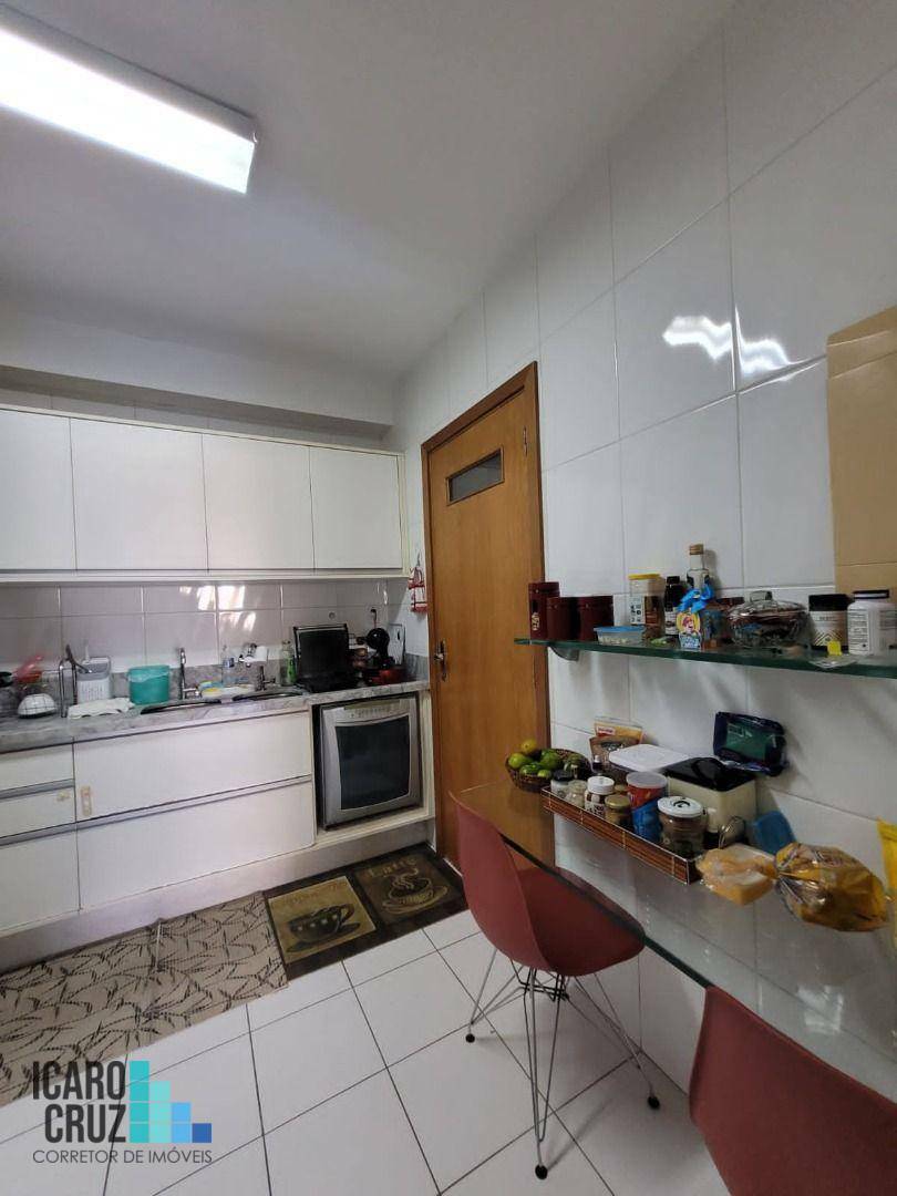 Apartamento à venda com 3 quartos, 136m² - Foto 19