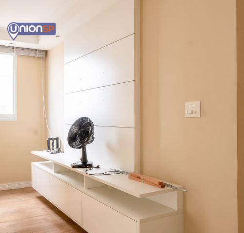 Apartamento à venda com 2 quartos, 70m² - Foto 4