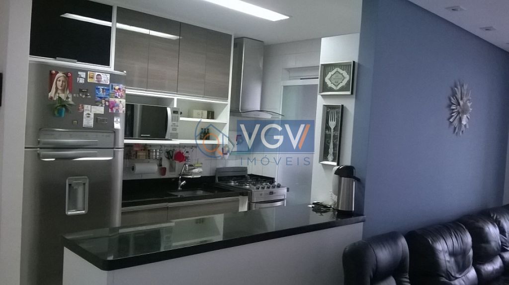 Apartamento à venda com 2 quartos, 72m² - Foto 1