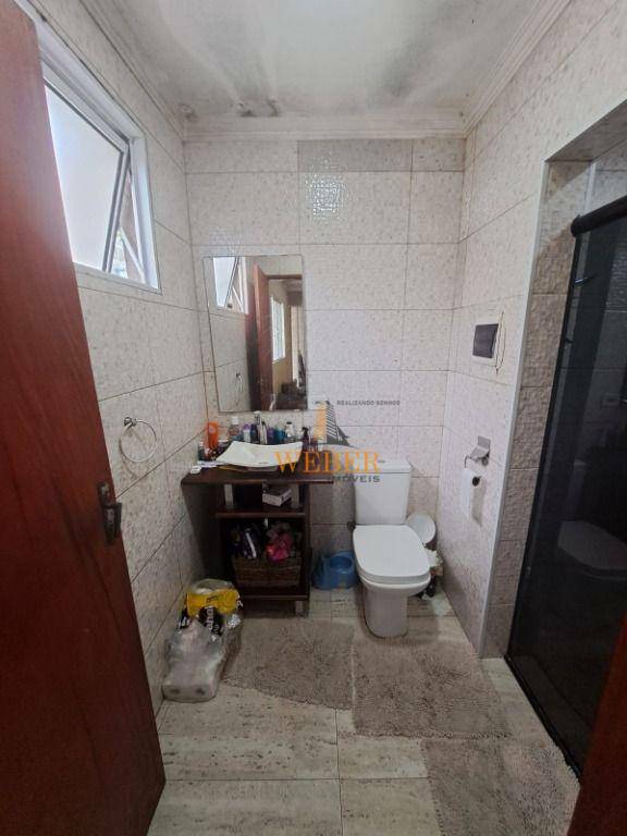 Casa à venda com 3 quartos, 210m² - Foto 42