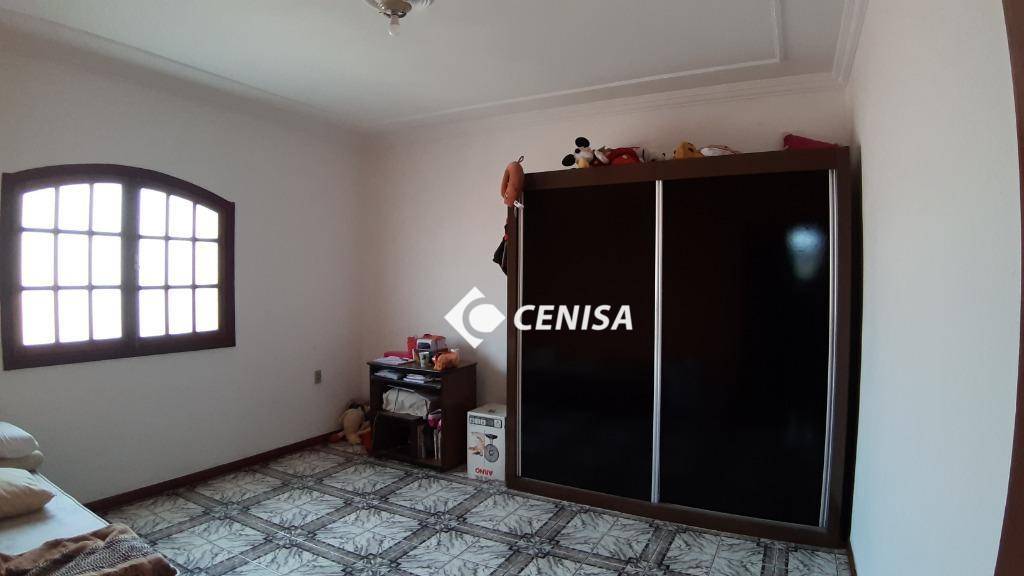 Casa à venda com 4 quartos, 234m² - Foto 14