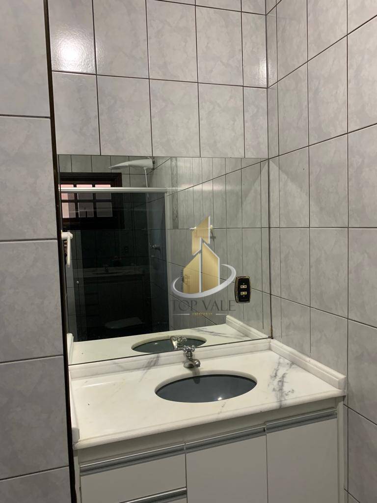 Casa de Condomínio para alugar com 3 quartos, 152m² - Foto 18