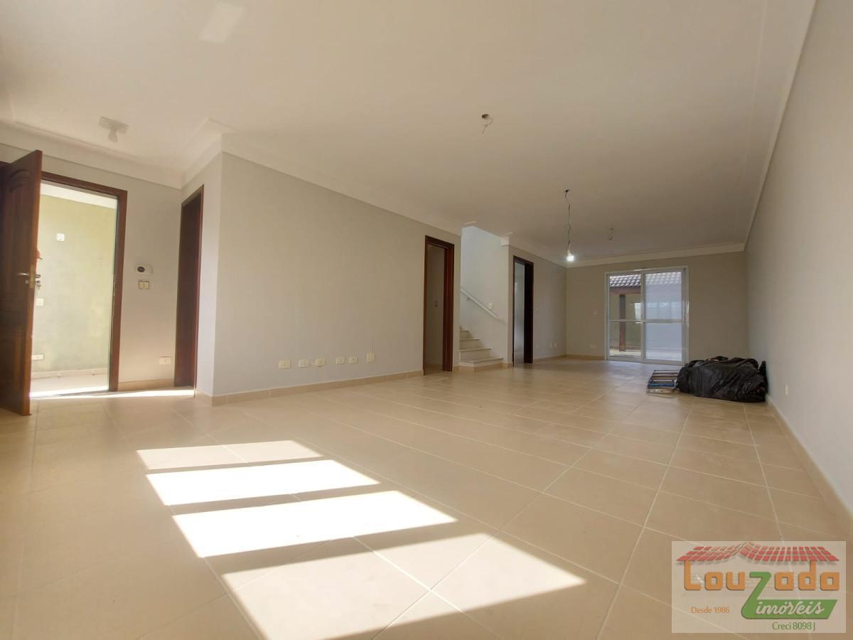 Sobrado à venda com 4 quartos, 250m² - Foto 1