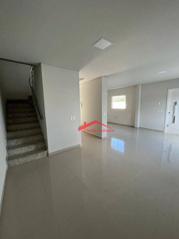 Sobrado à venda com 3 quartos, 166m² - Foto 6