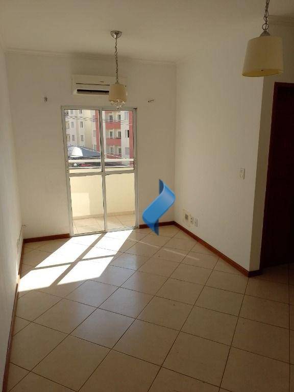 Apartamento à venda com 2 quartos, 58m² - Foto 2