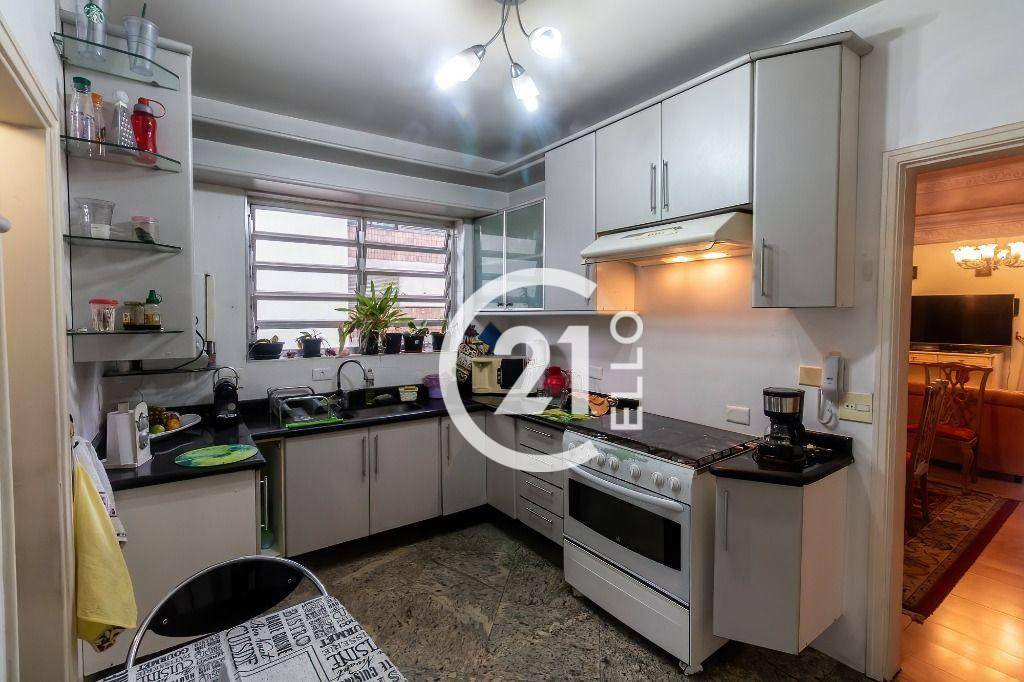 Apartamento à venda com 3 quartos, 188m² - Foto 7