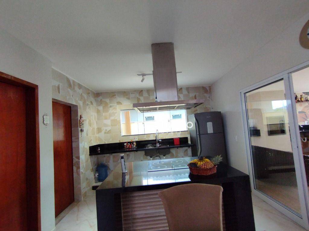 Casa de Condomínio à venda com 4 quartos, 191m² - Foto 11