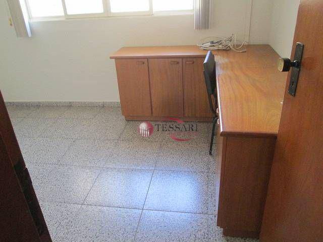 Casa à venda e aluguel com 4 quartos, 300m² - Foto 10