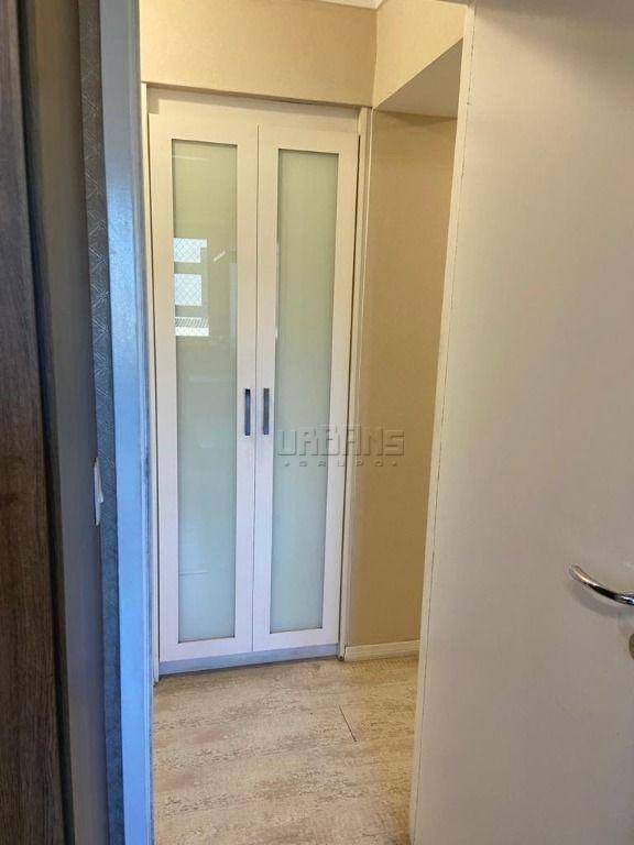 Apartamento para alugar com 3 quartos, 139m² - Foto 13