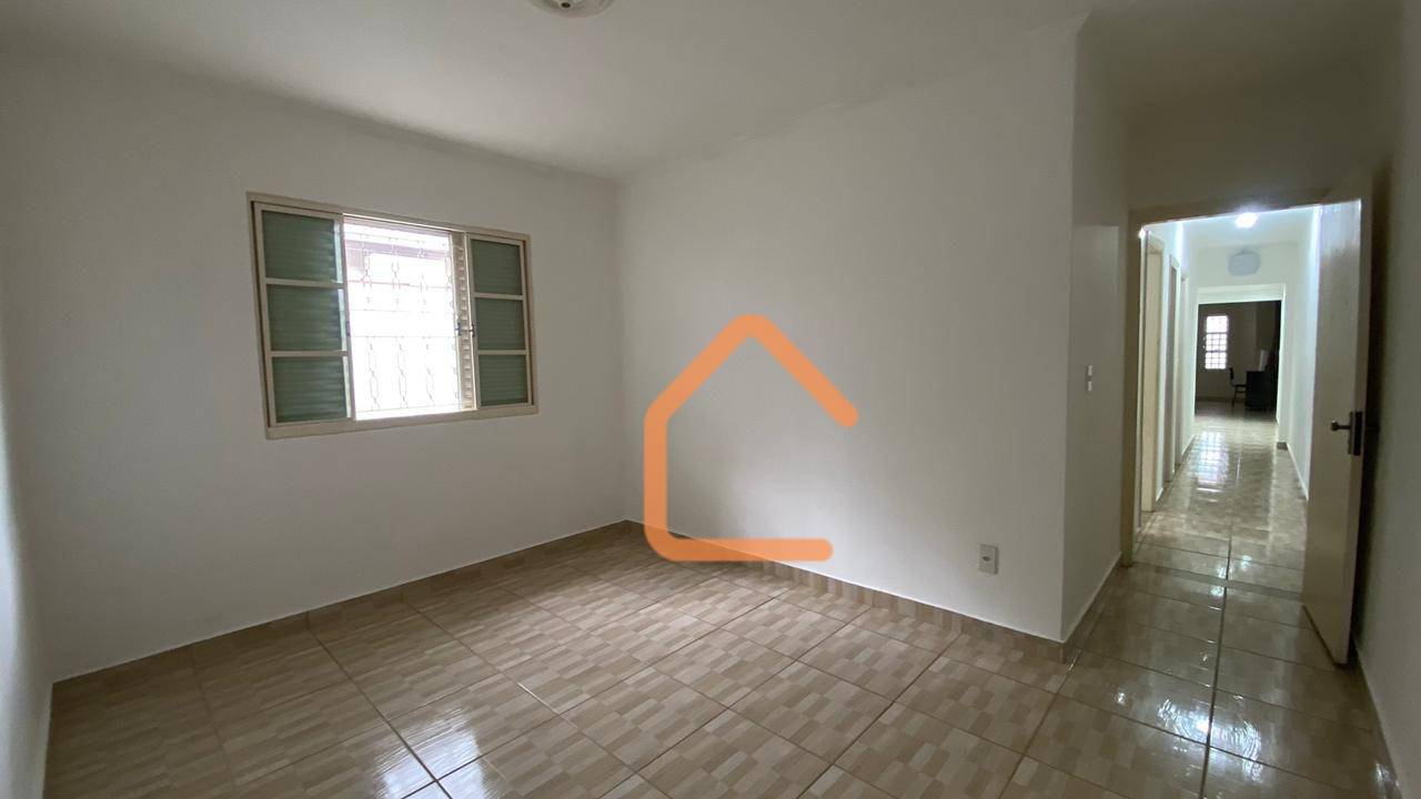 Casa à venda com 3 quartos, 118m² - Foto 9