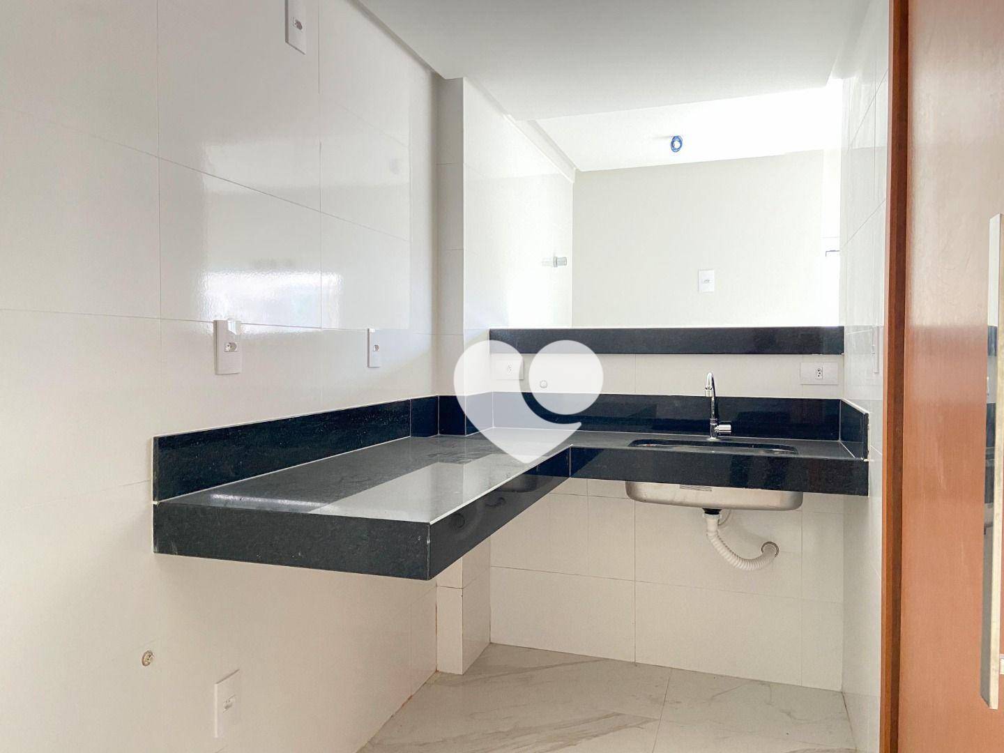 Apartamento à venda com 2 quartos, 65m² - Foto 7