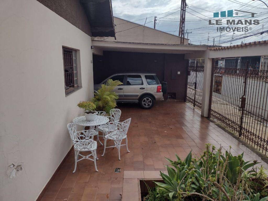 Casa à venda com 4 quartos, 135m² - Foto 18