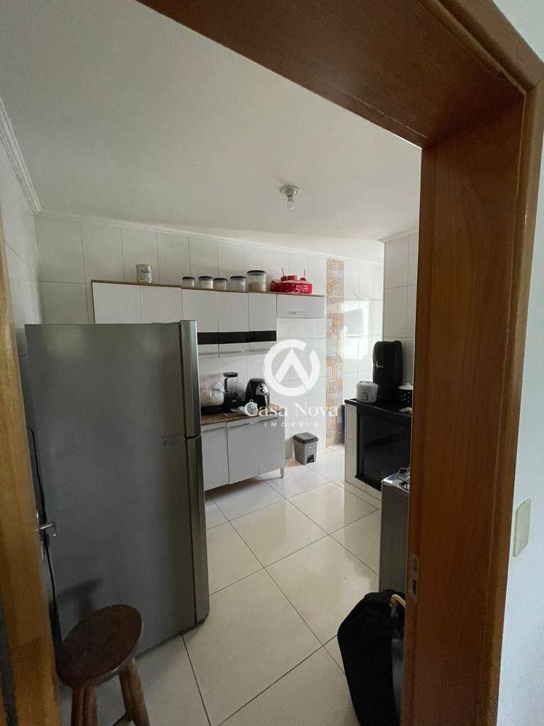 Apartamento à venda com 3 quartos, 87m² - Foto 11