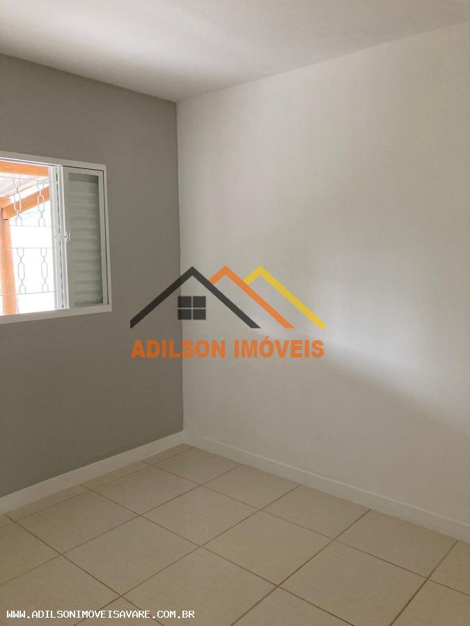 Casa à venda com 2 quartos, 401m² - Foto 4