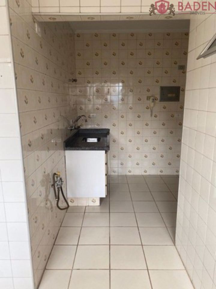 Apartamento à venda com 2 quartos, 95m² - Foto 4