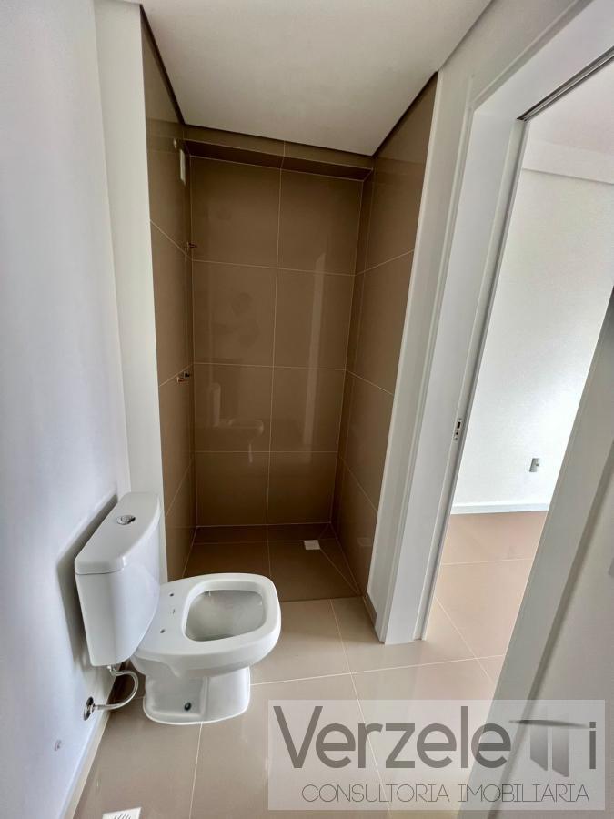 Apartamento à venda com 3 quartos, 179m² - Foto 43