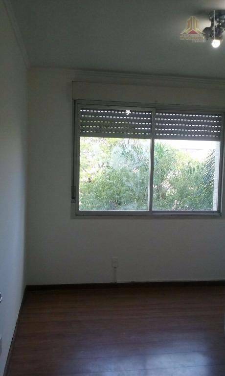 Apartamento à venda com 3 quartos, 111m² - Foto 3