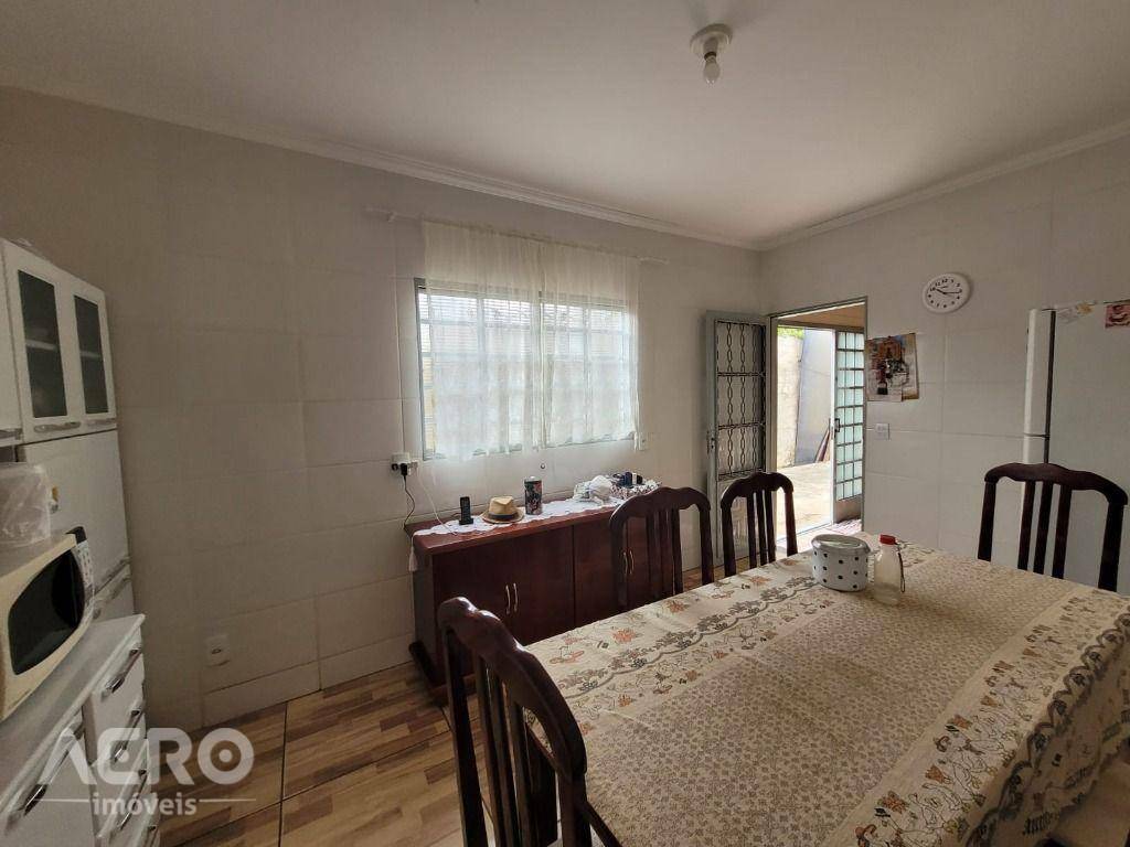 Casa à venda com 2 quartos, 69m² - Foto 2