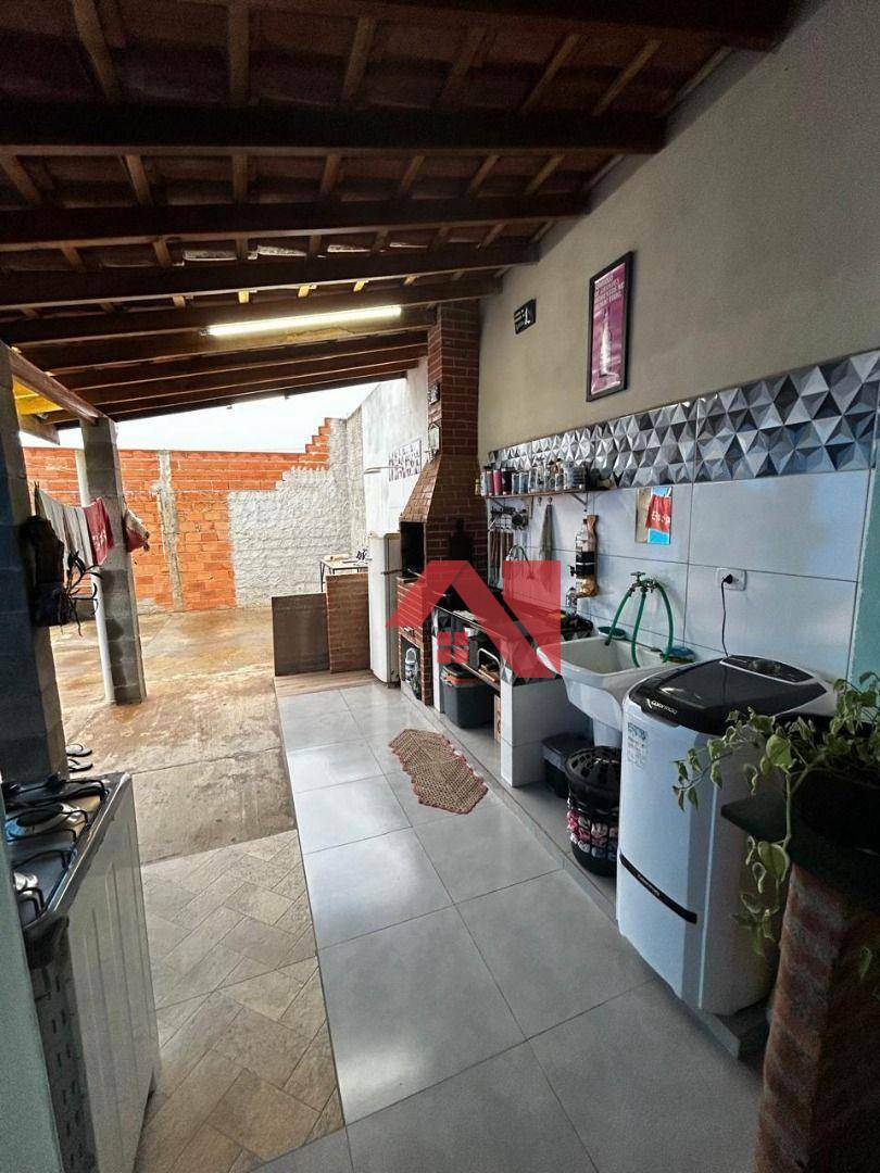 Casa à venda com 2 quartos, 42m² - Foto 6