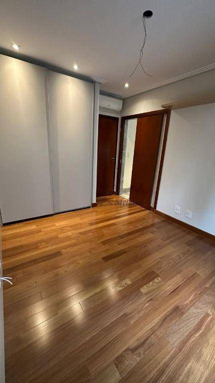 Apartamento à venda com 3 quartos, 263m² - Foto 46