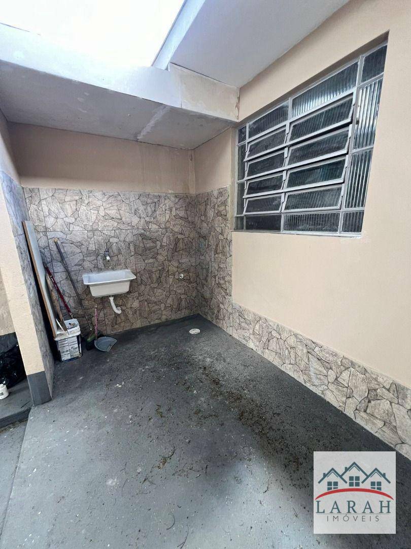 Casa para alugar com 1 quarto, 50m² - Foto 5