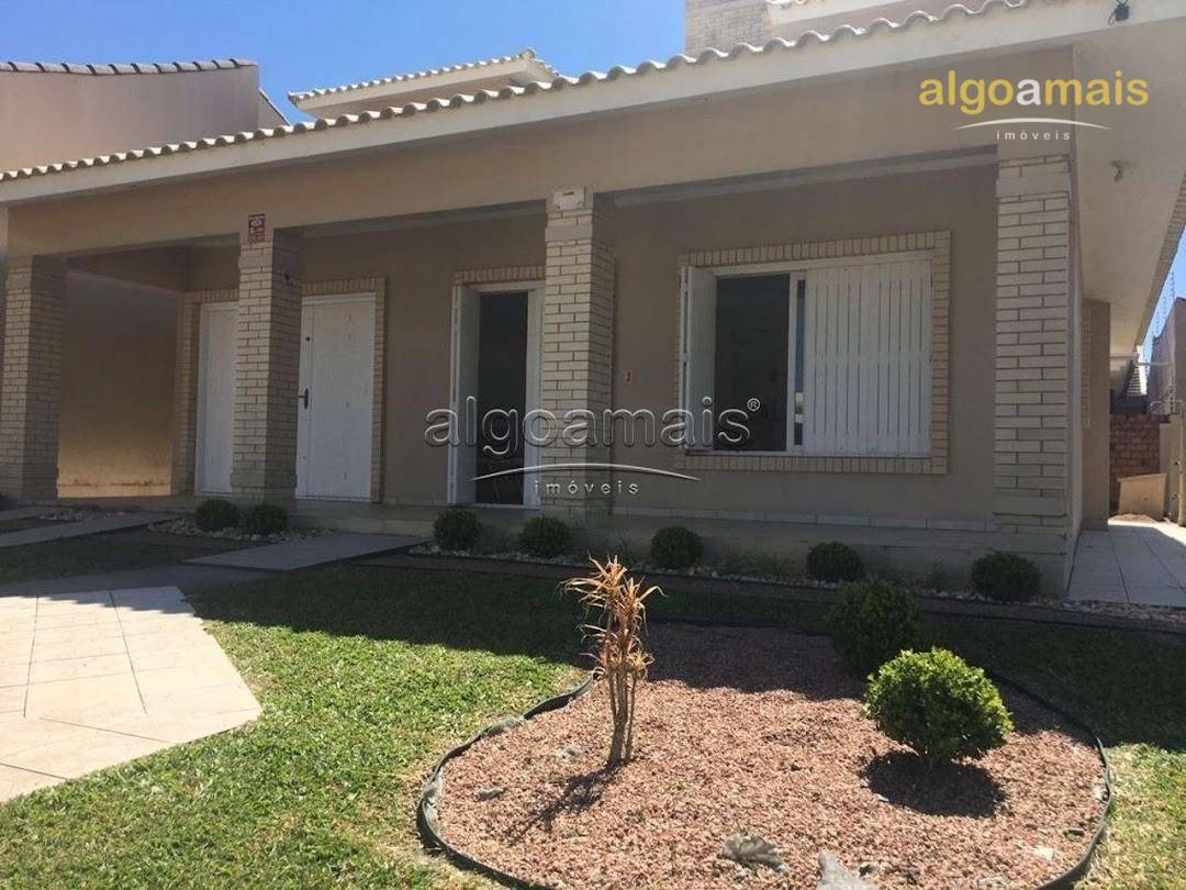 Casa à venda com 3 quartos, 300M2 - Foto 1