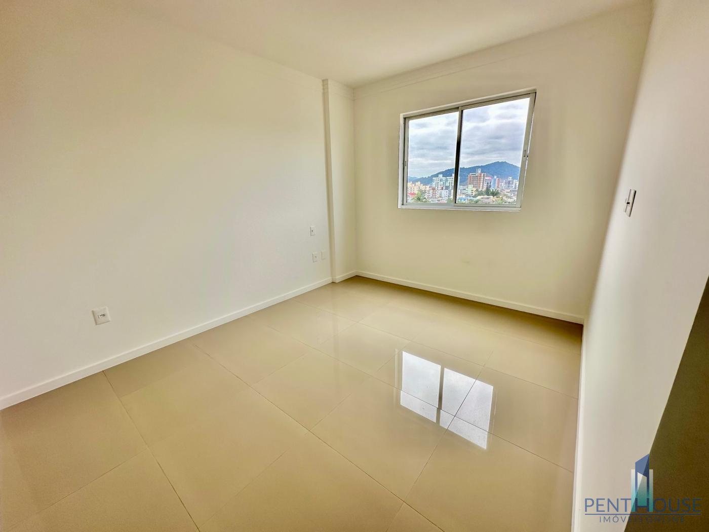 Apartamento à venda com 2 quartos, 75m² - Foto 15