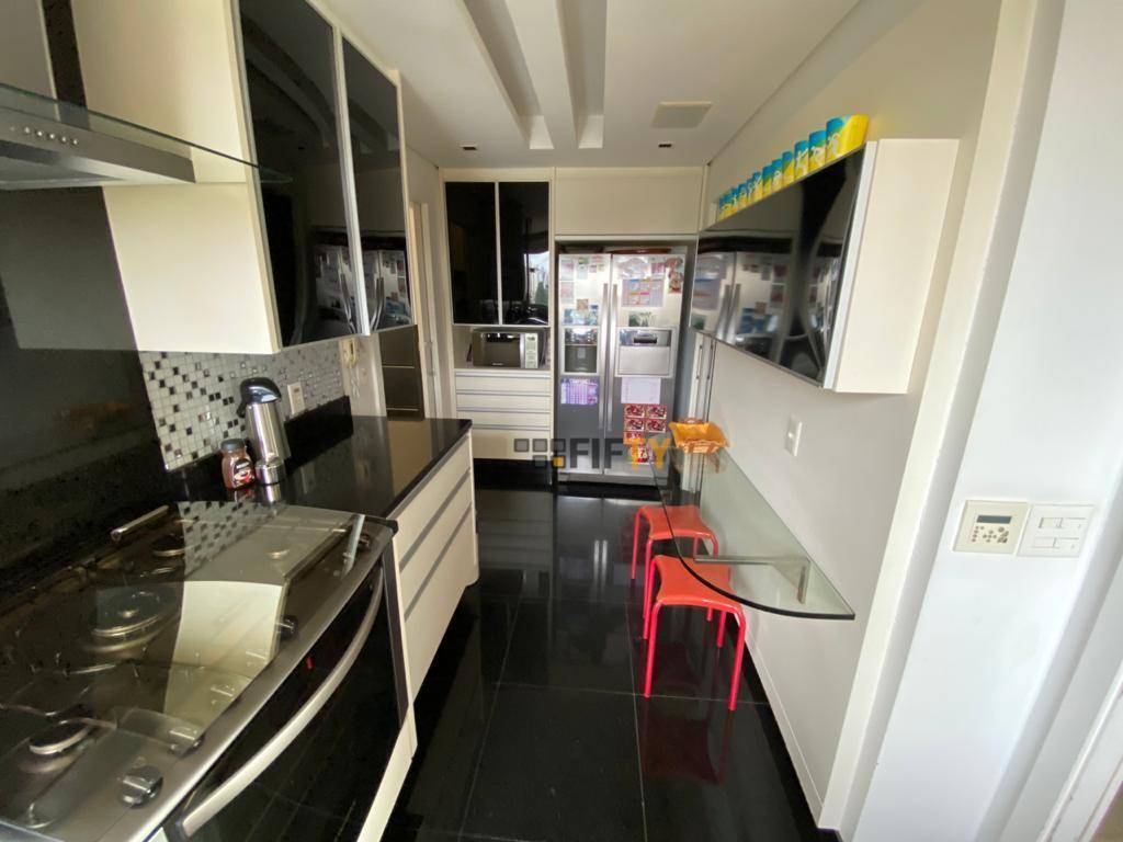 Apartamento à venda e aluguel com 2 quartos, 180m² - Foto 22