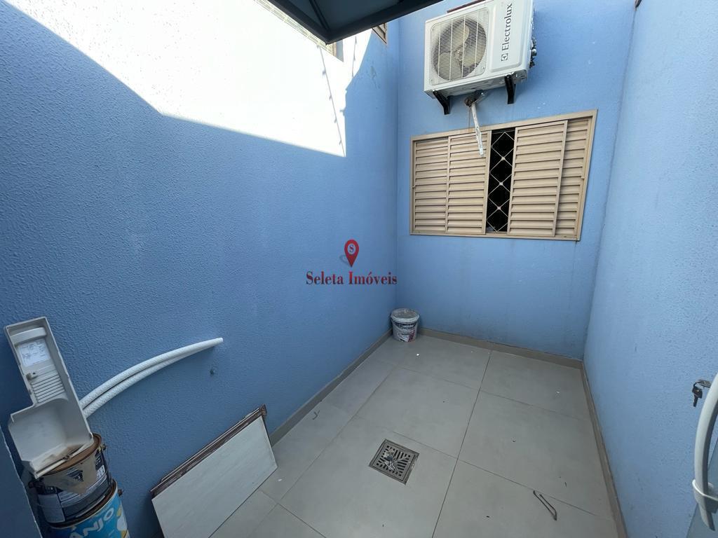 Casa à venda com 3 quartos, 180m² - Foto 7