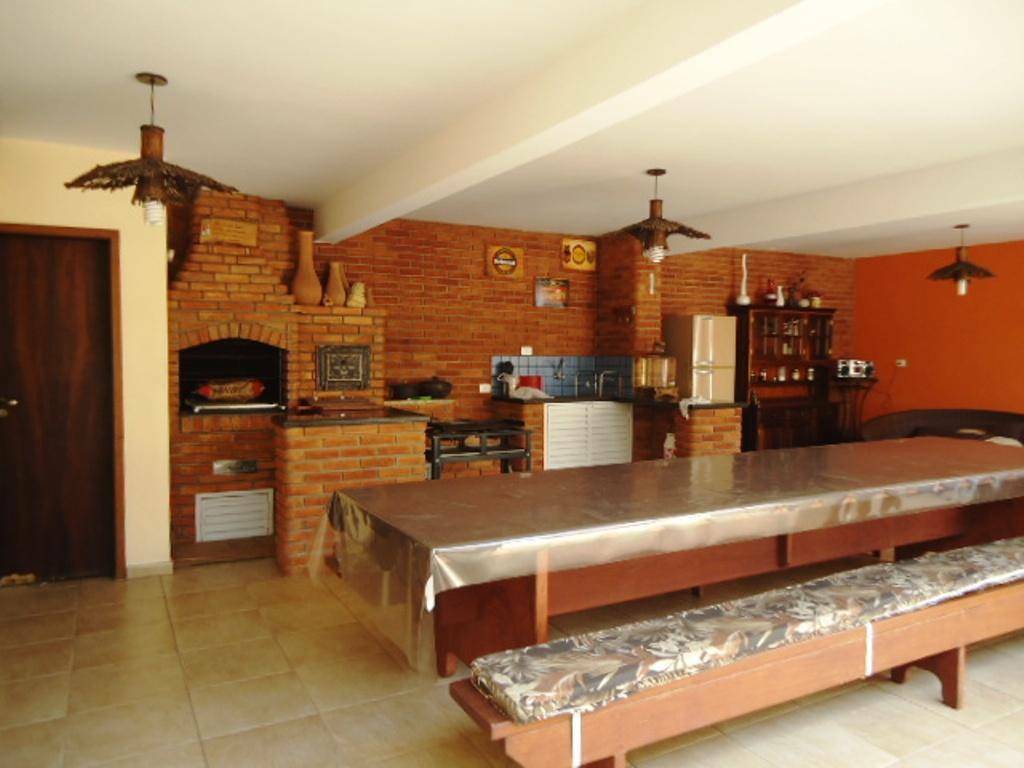Casa à venda com 3 quartos, 450m² - Foto 7