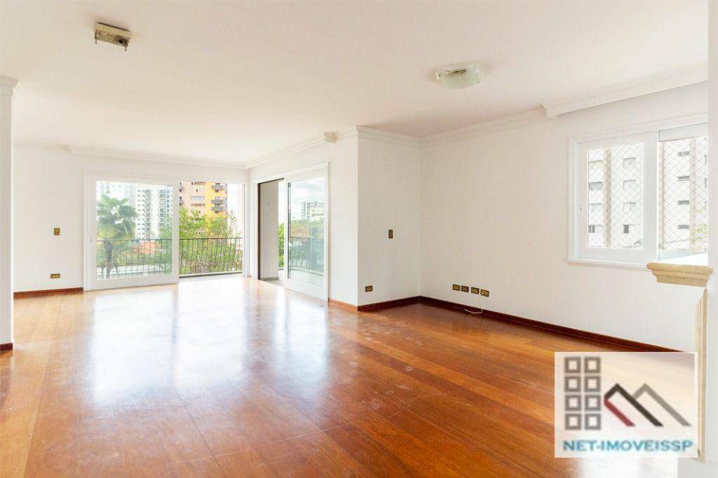 Apartamento à venda com 4 quartos, 250m² - Foto 2