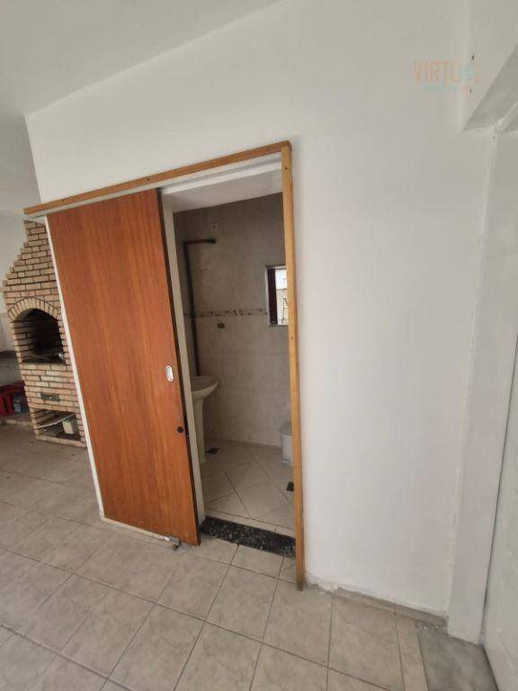 Casa, 3 quartos, 240 m² - Foto 28