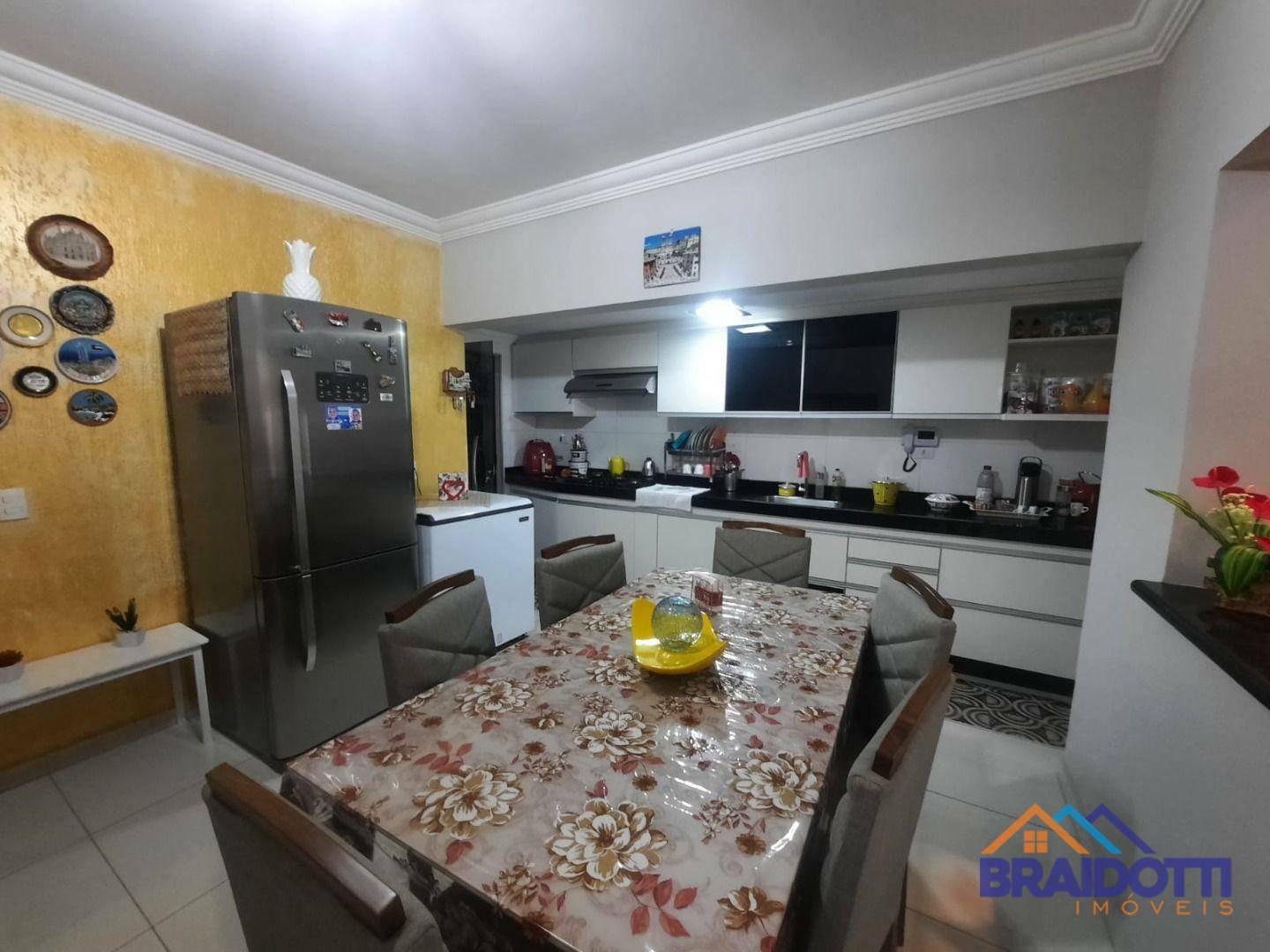 Casa à venda com 3 quartos, 130m² - Foto 6