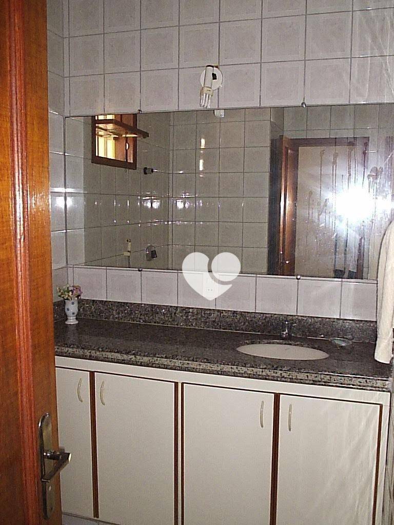 Casa de Condomínio à venda com 3 quartos, 381m² - Foto 11