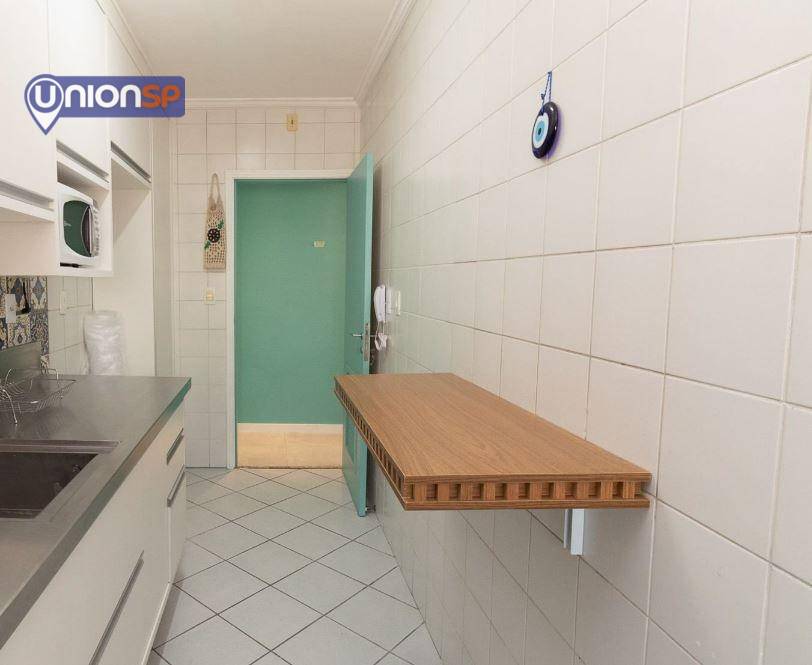 Apartamento à venda com 2 quartos, 60m² - Foto 18