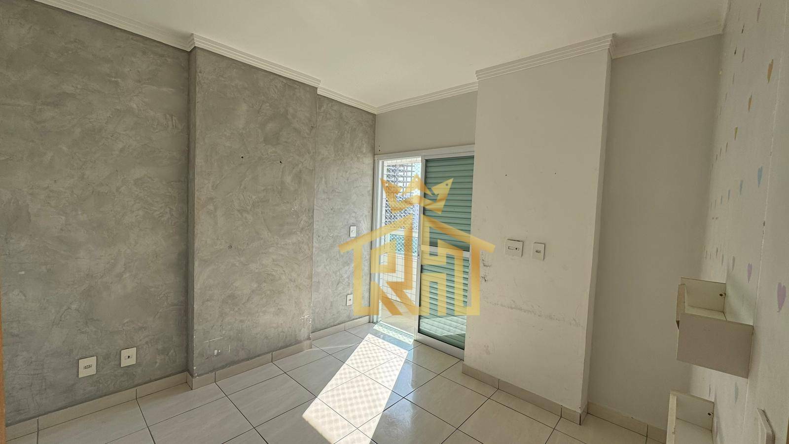 Apartamento à venda com 2 quartos, 78m² - Foto 3