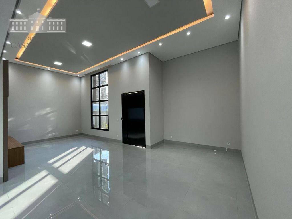 Casa de Condomínio à venda com 3 quartos, 203m² - Foto 4