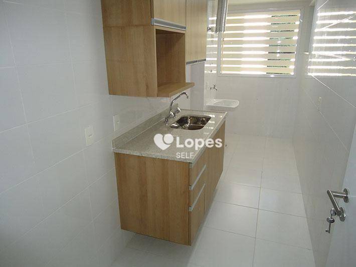 Apartamento à venda com 1 quarto, 57m² - Foto 4